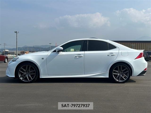 Lexus IS 2014-03 388120-4