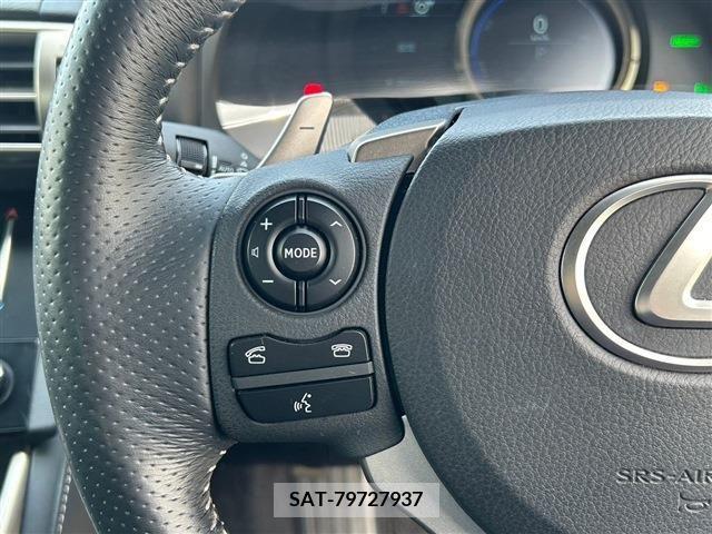 Lexus IS 2014-03 388120-22