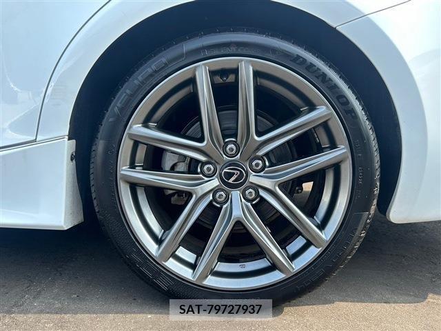 Lexus IS 2014-03 388120-8