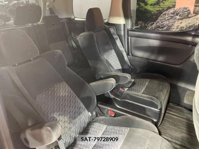 Toyota ALPHARD 2015-12 299318-4