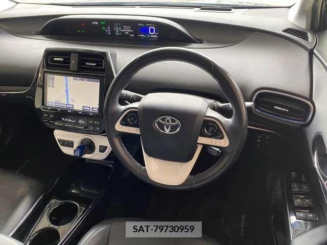 Toyota PRIUS 2018-07 282203-8