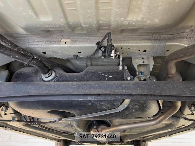 Suzuki SPACIA 2021-02 285967-19