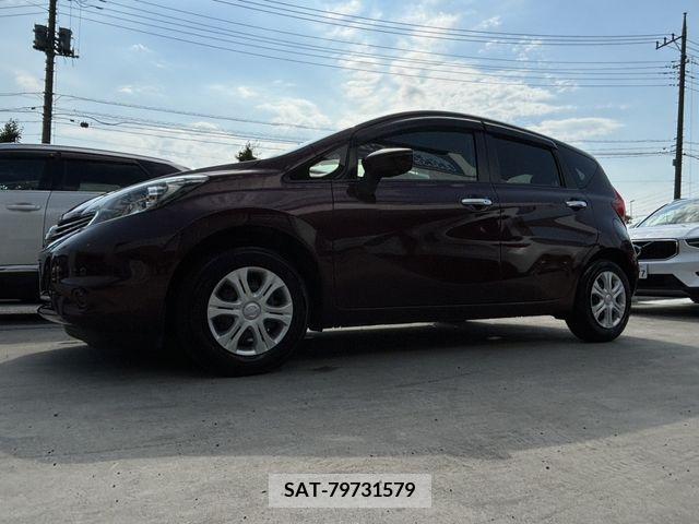 Nissan NOTE 2016-02 302408-1