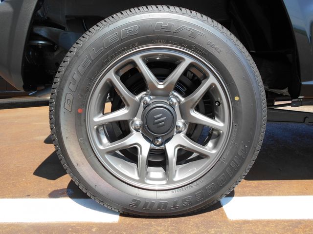 Suzuki JIMNY 2023-08 15541-23