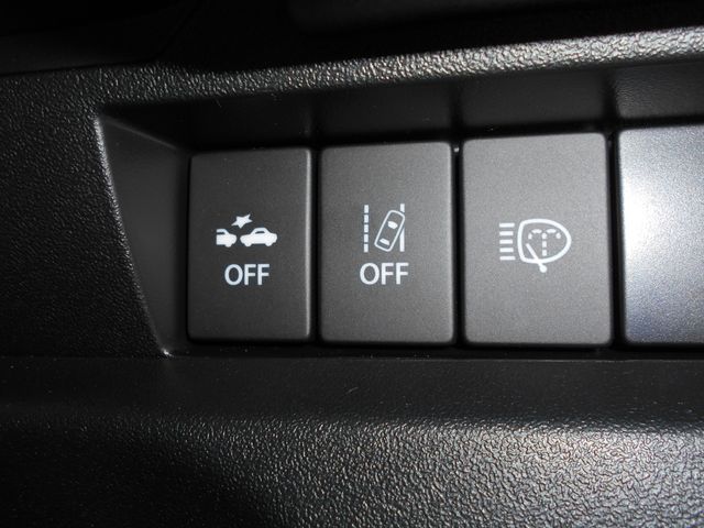 Suzuki JIMNY 2023-08 15541-17