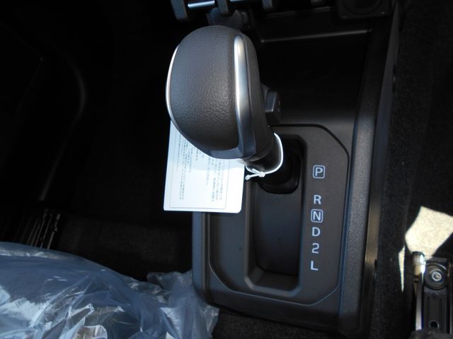 Suzuki JIMNY 2023-08 15541-12