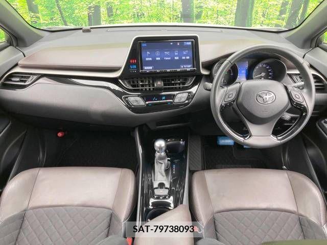 Toyota C-HR 2017-02 322948-1