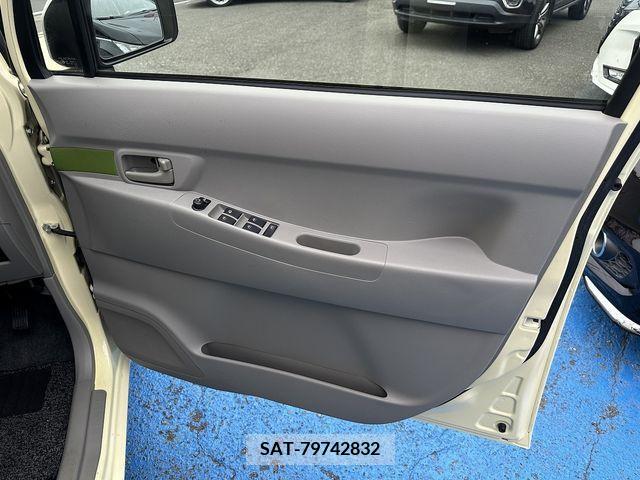 Toyota PIXIS SPACE 2015-07 213439-18