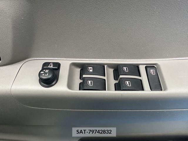 Toyota PIXIS SPACE 2015-07 213439-19