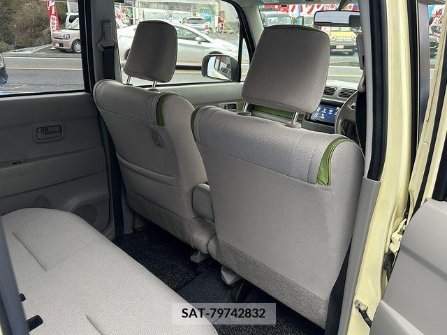 Toyota PIXIS SPACE 2015-07 213439-8