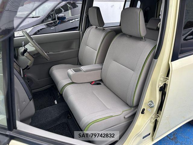 Toyota PIXIS SPACE 2015-07 213439-11