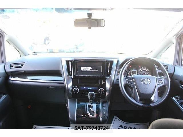 Toyota ALPHARD 2017-08 211054-17