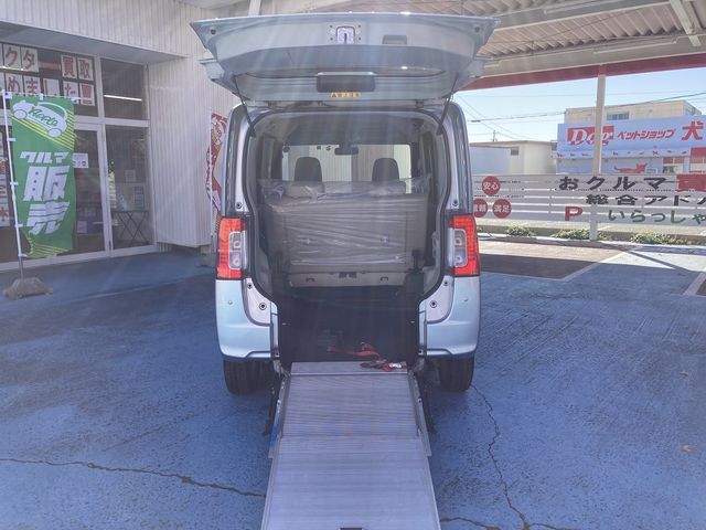 Daihatsu TANTO 2015-10 189947-1