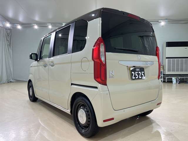 Honda N BOX 2022-06 2200-10