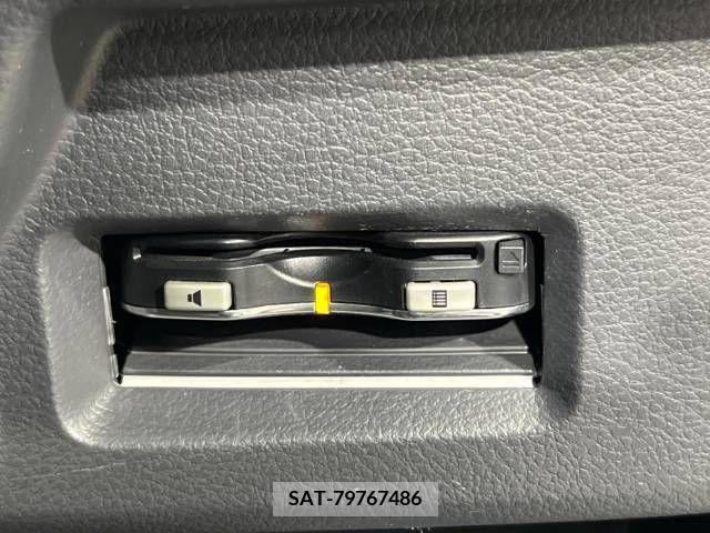 Suzuki SPACIA 2013-10 380636-4