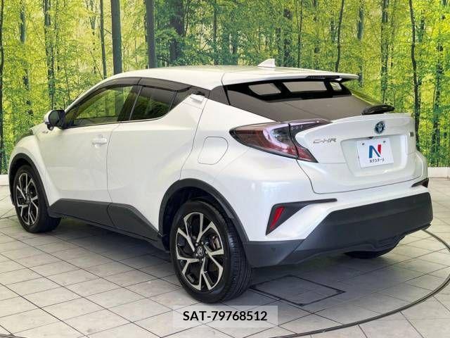 Toyota C-HR 2017-03 266827-17