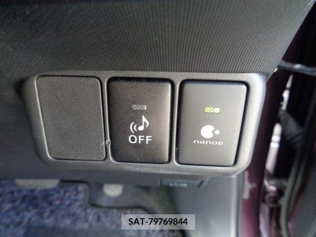 Toyota AQUA 2015-04 221778-16