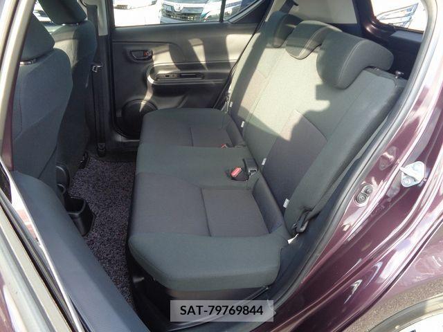 Toyota AQUA 2015-04 221778-6