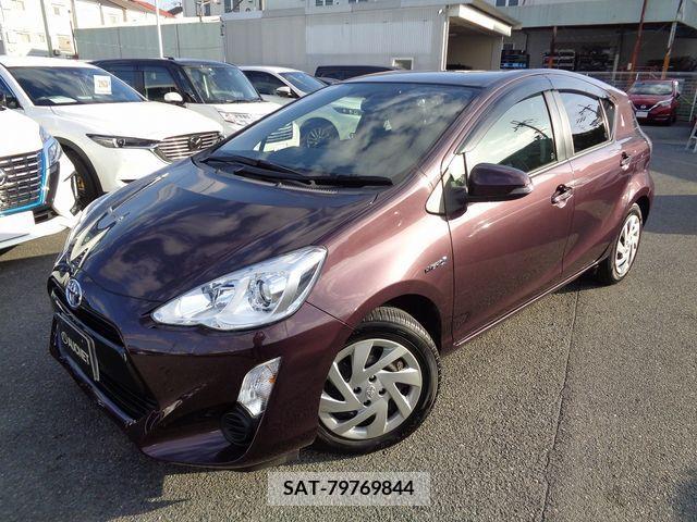 Toyota AQUA 2015-04 221778-0