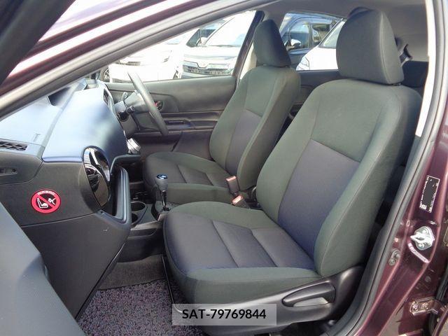 Toyota AQUA 2015-04 221778-4