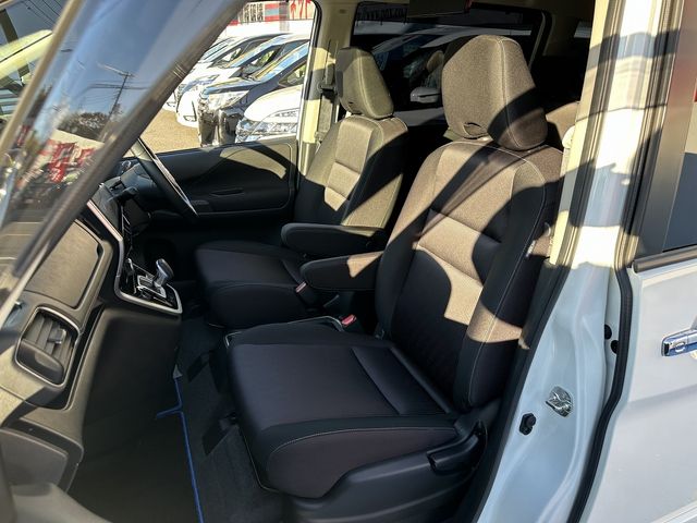 Nissan SERENA 2019-03 184510-17
