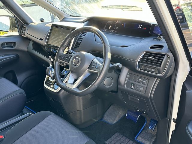 Nissan SERENA 2019-03 184510-14