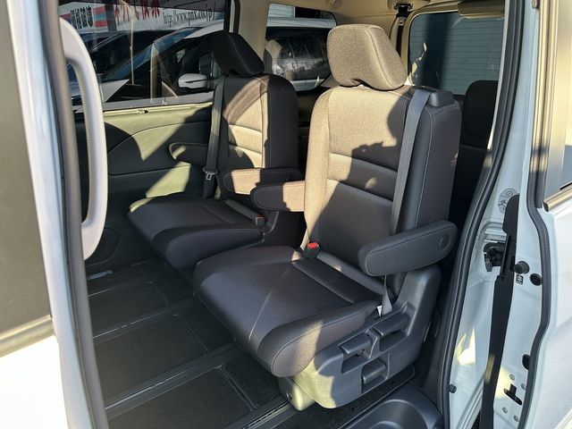 Nissan SERENA 2019-03 184510-19