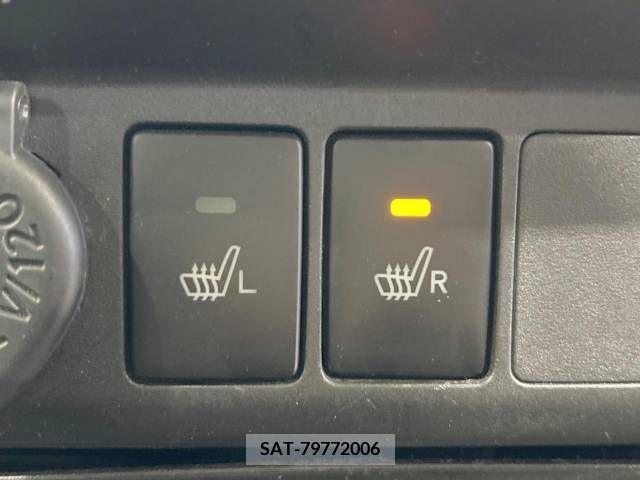 Toyota ROOMY 2018-01 283685-6