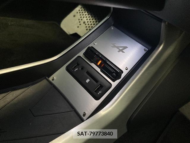 Renault ALPINE 2022-02 283081-11