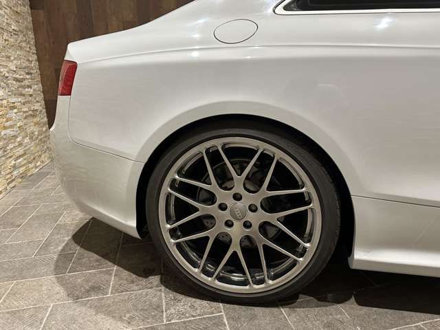 Audi RS5 2012-08 10416-11