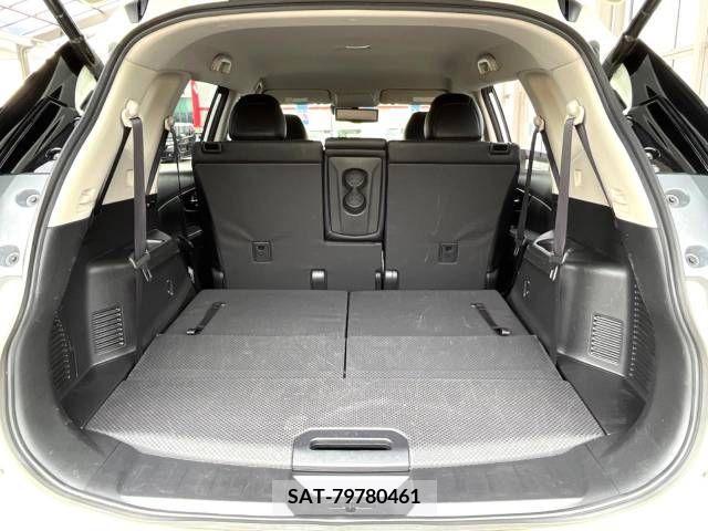 Nissan X-TRAIL 2015-08 329692-14