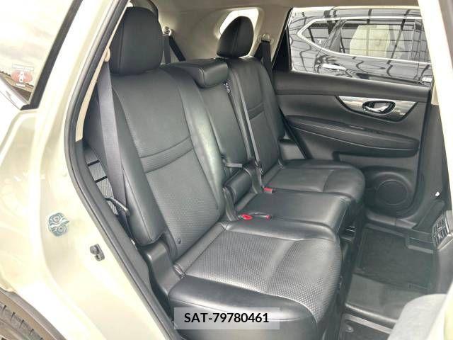 Nissan X-TRAIL 2015-08 329692-13