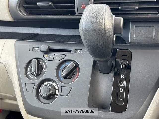 Nissan ROOX 2020-08 388521-3