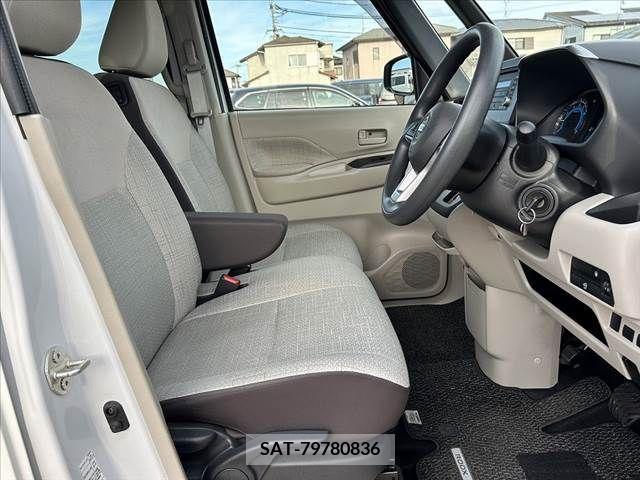 Nissan ROOX 2020-08 388521-15