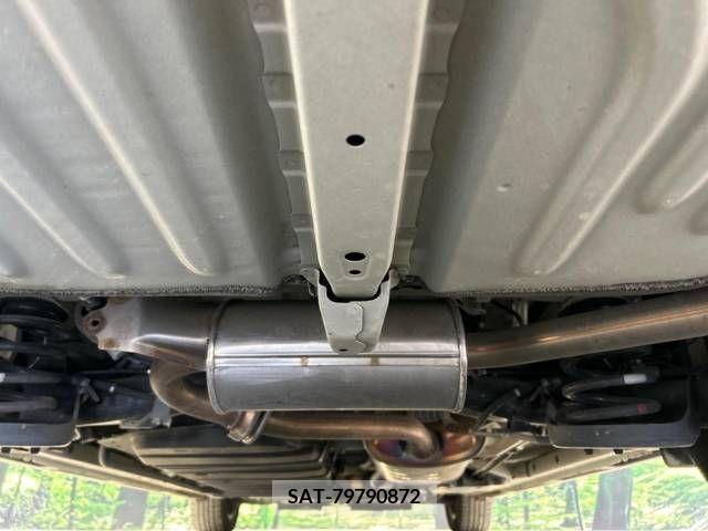 Toyota VOXY 2017-10 370366-19
