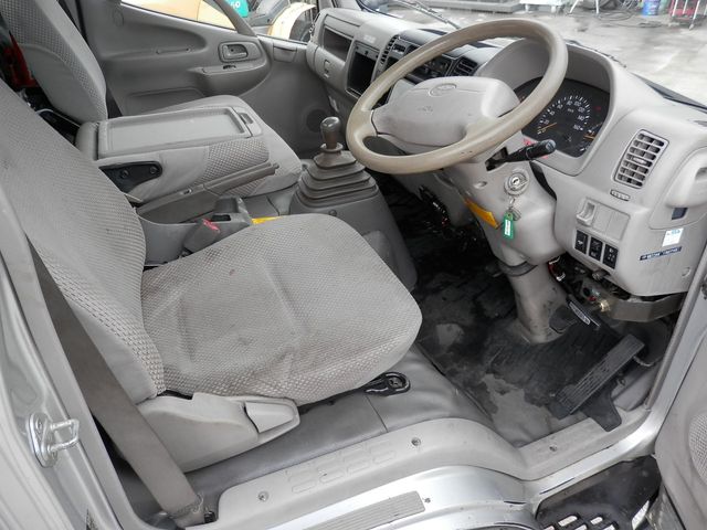 Toyota DYNA TRUCK 2005-08 148-22