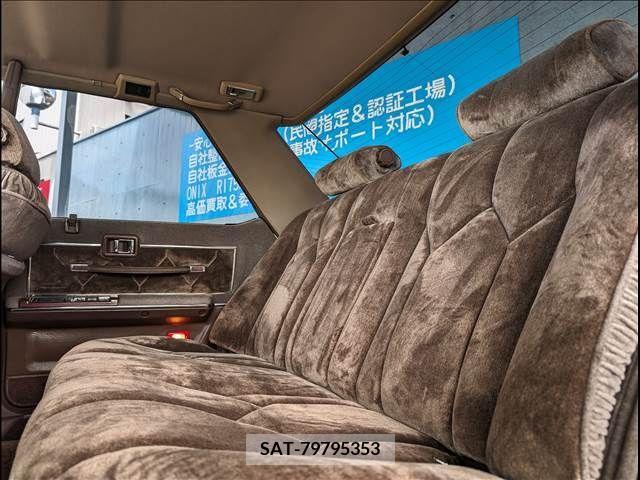 Nissan GLORIA HARDTOP 1984-09 320429-3