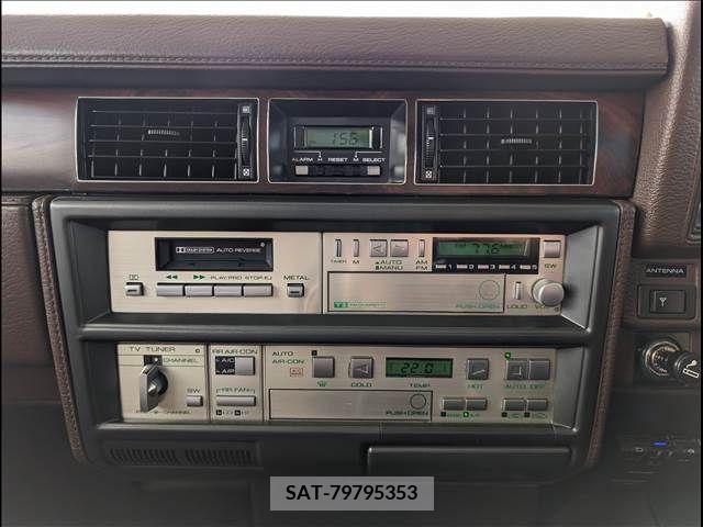 Nissan GLORIA HARDTOP 1984-09 320429-16