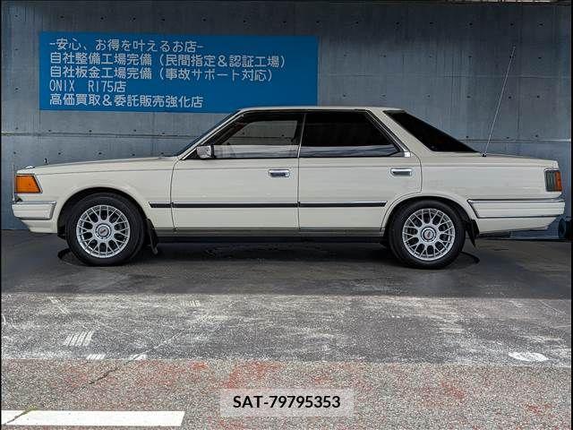 Nissan GLORIA HARDTOP 1984-09 320429-7