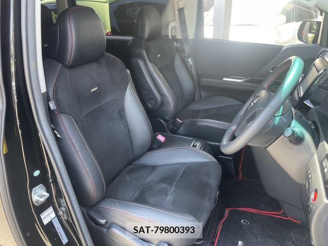 Toyota VELLFIRE 2013-08 299919-14