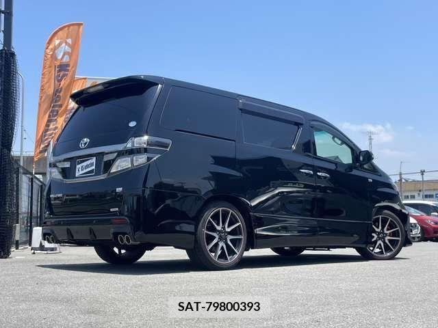 Toyota VELLFIRE 2013-08 299919-1