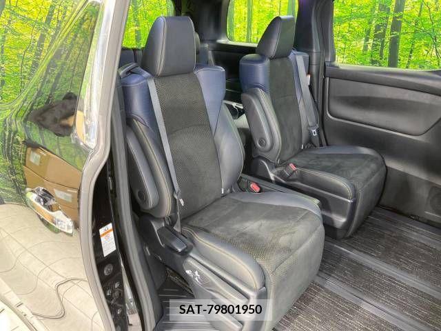 Toyota VELLFIRE 2017-02 215988-9