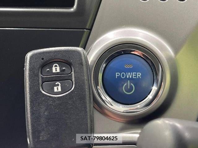 Toyota PRIUS ALPHA 2015-02 225465-5