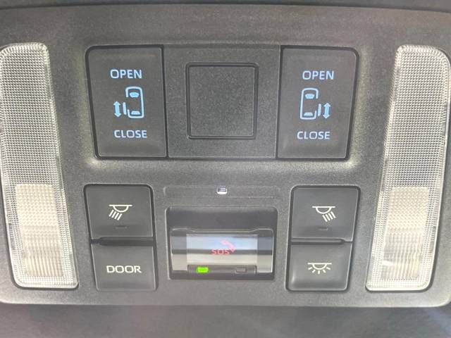 Toyota NOAH 2023-06 195542-5