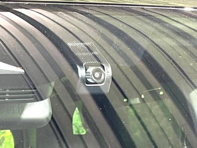 Toyota NOAH 2023-06 195542-8