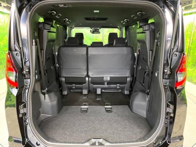 Toyota NOAH 2023-06 195542-13