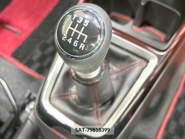 Suzuki SWIFT 2021-11 320776-2