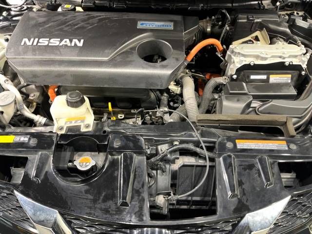 Nissan X-TRAIL 2016-08 188682-18