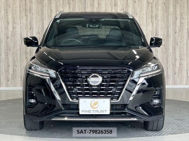 Nissan KICKS 2020-10 383885-1