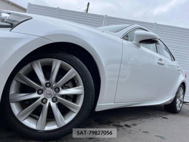 Lexus IS 2013-06 222594-17